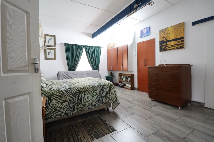 5 Bedroom Property for Sale in Morningside Eastern Cape